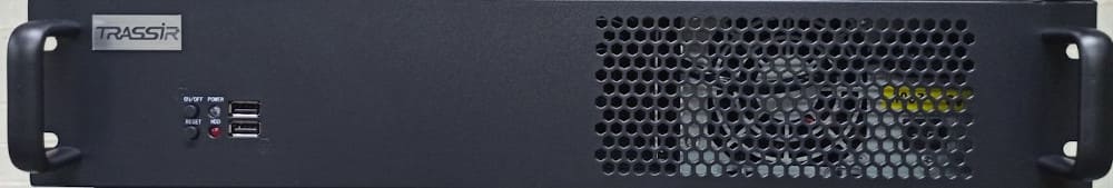 TRASSIR NeuroStation 8400R/32