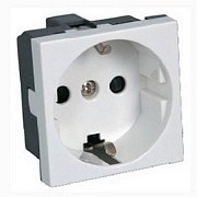 Розетка с з/к. со шторками, белый LK45 (851104) / Розетка