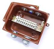 КСМР-10 У2 IP54 (zeta30374) / Клеммные коробки КСМР с муфтами МВ-М(РКн) (металлорукав-коробка)